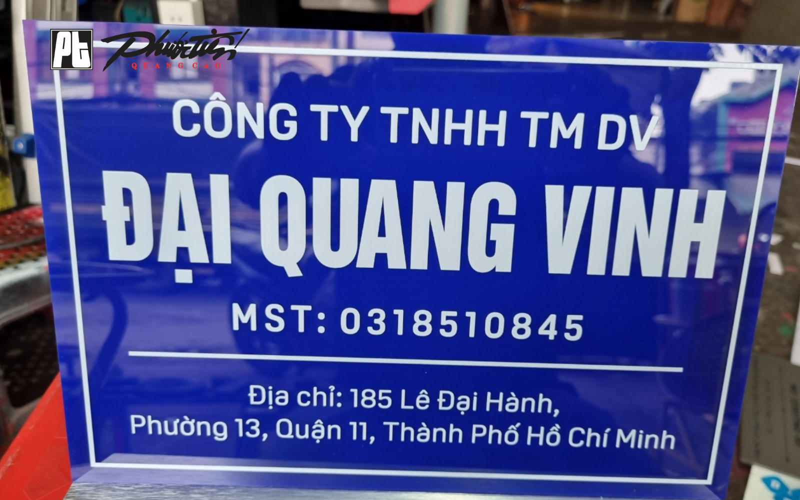 Bảng hiệu mica