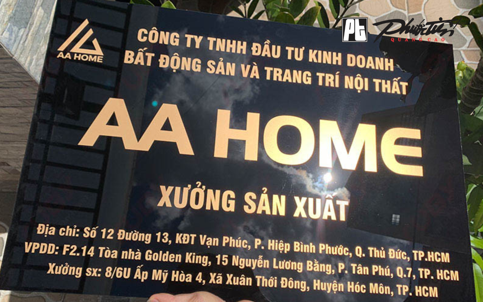 Làm bảng mica có chi phí hợp lý