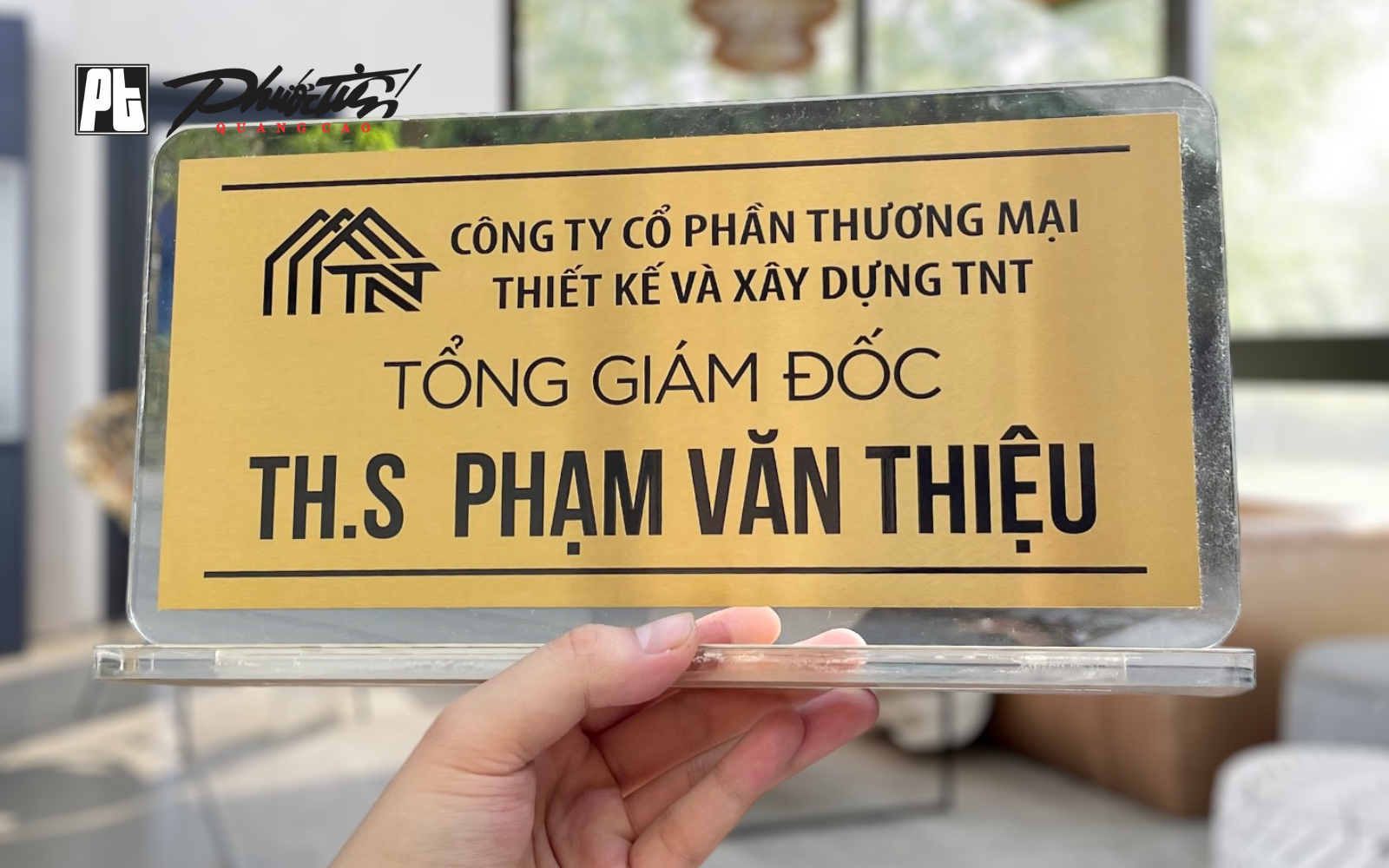 Biển chức danh chất liệu inox