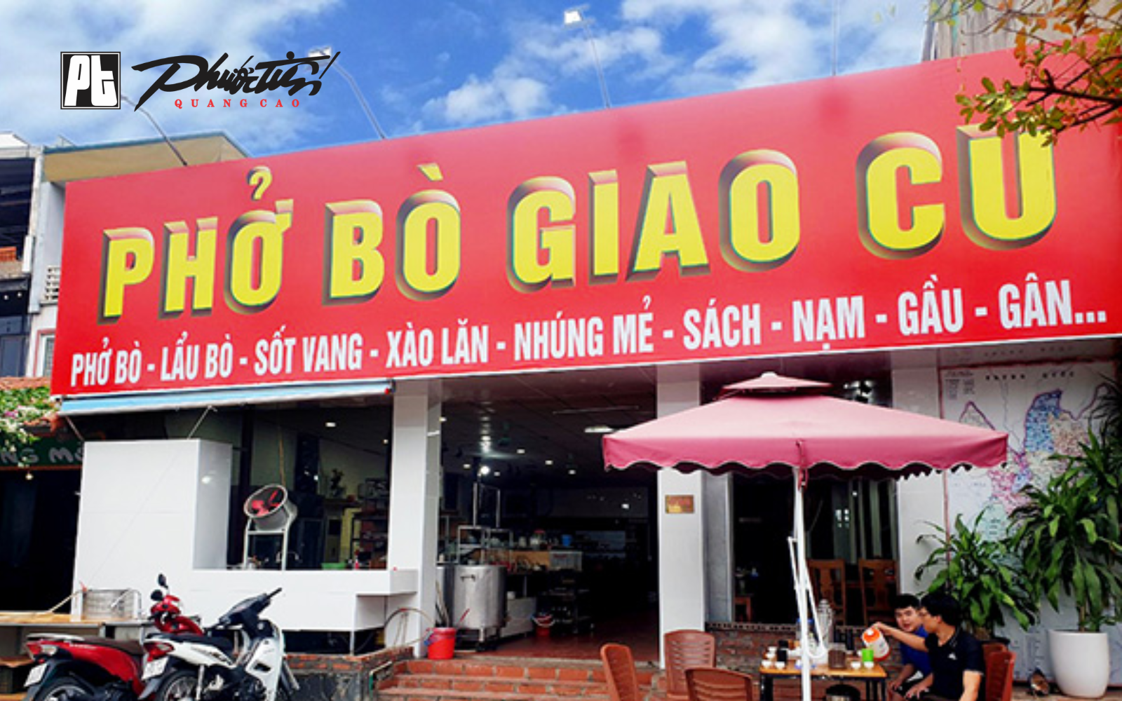 Biển quảng cáo quán phở bằng bạt
