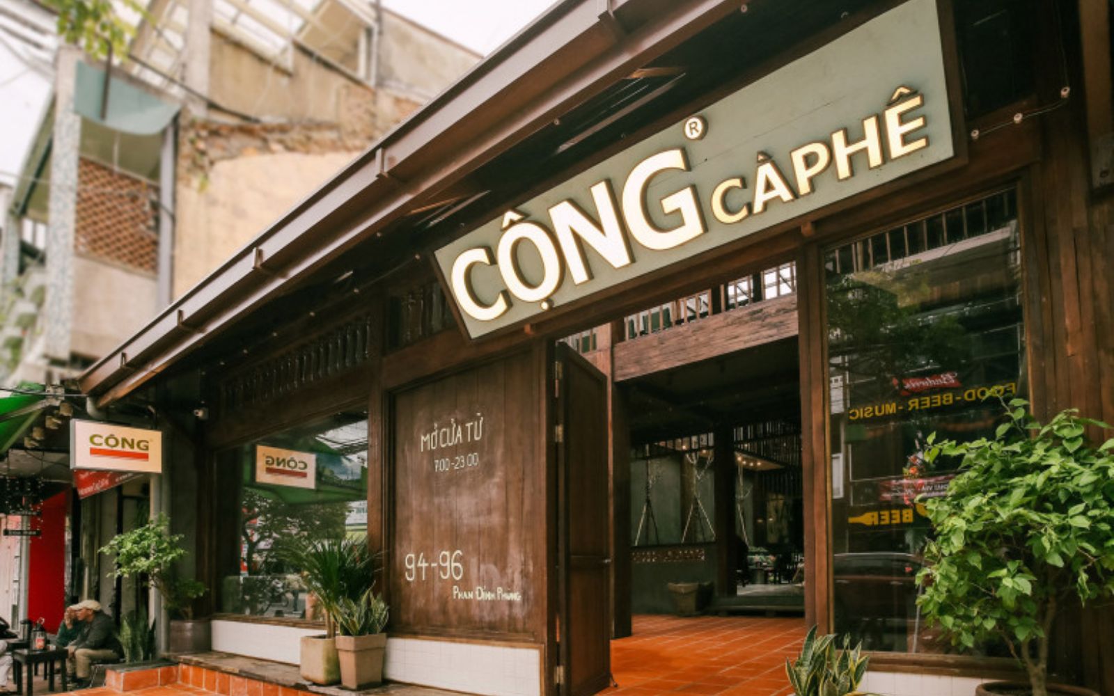 Biển hiệu cà phê đẹp và bắt mắt